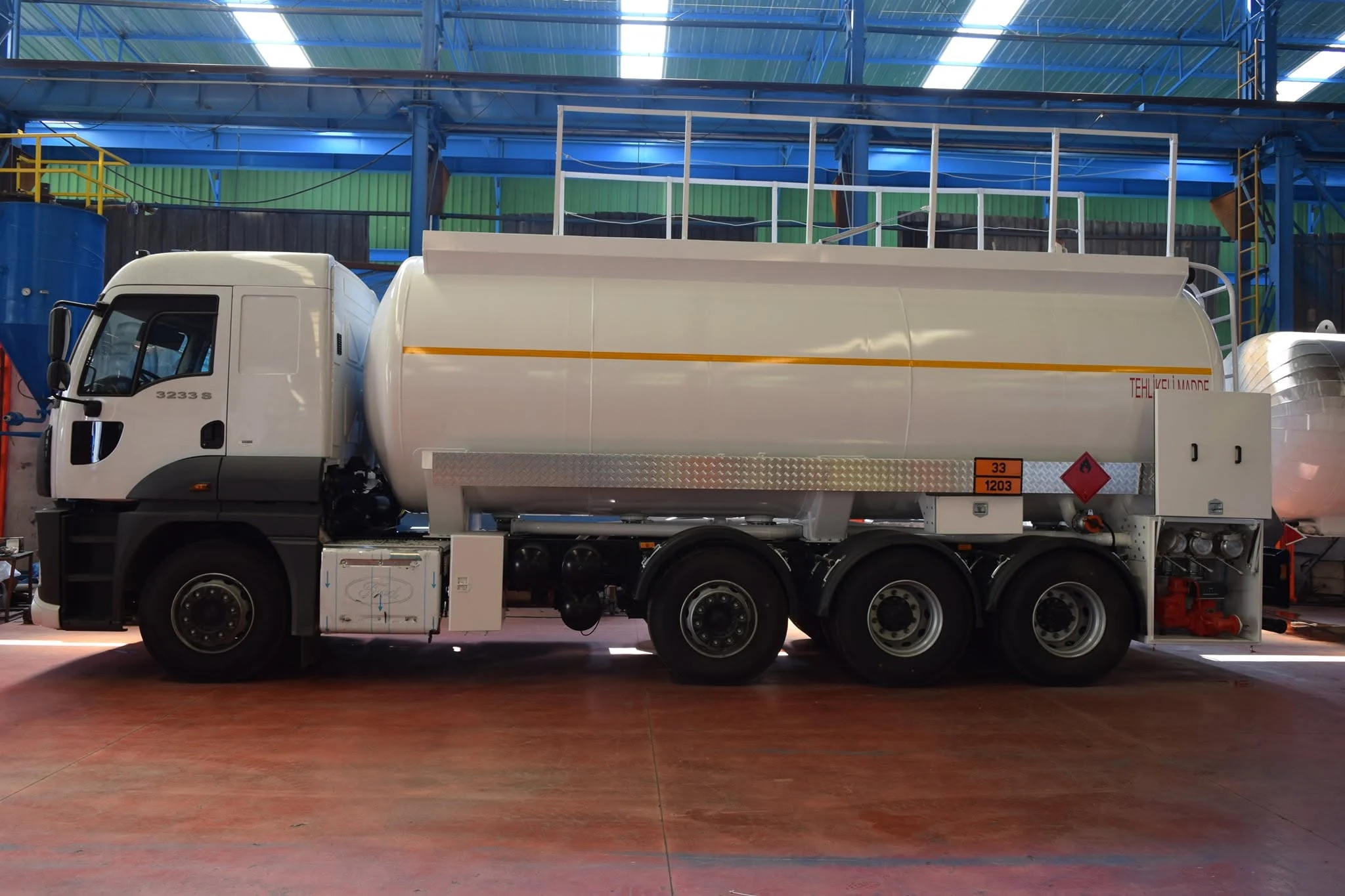Akaryakıt Depolama ve Taşıma Tankları