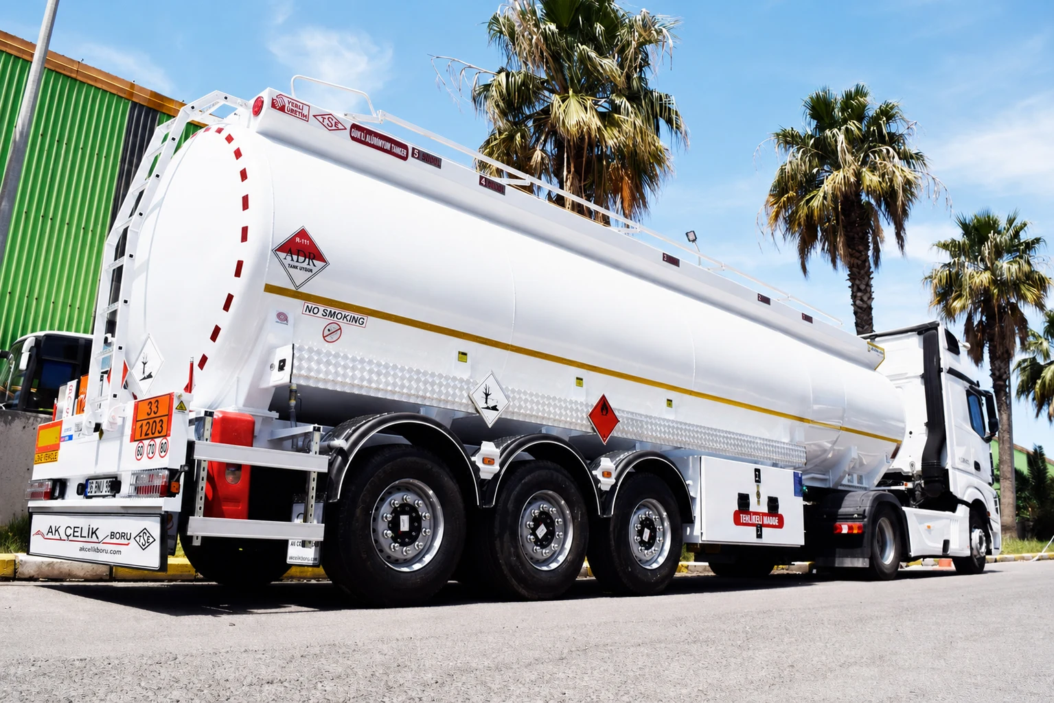 Akaryakıt Depolama ve Taşıma Tankları